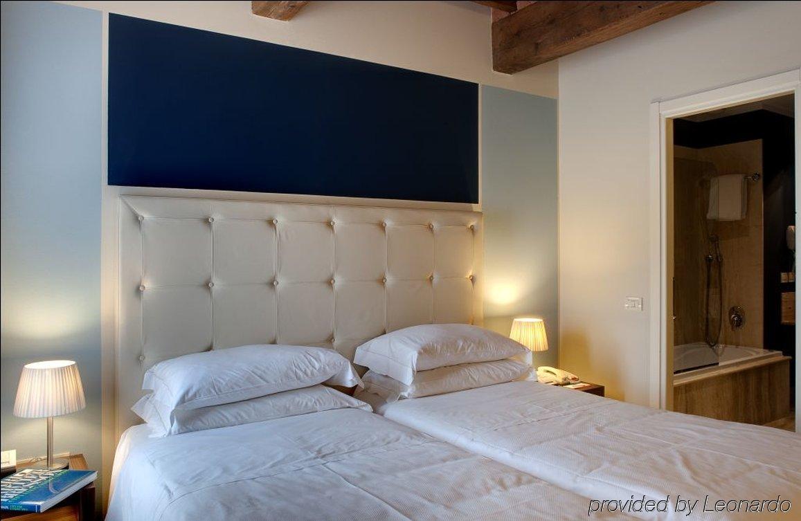 Hotel 500 Firenze Campi Bisenzio Kültér fotó